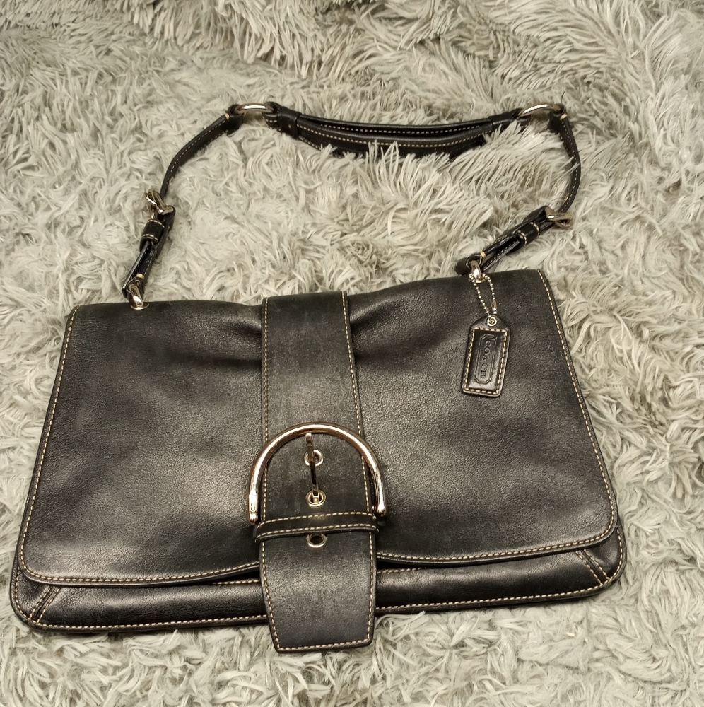 3 for $30 Coach Leather 💖 Shoulderbag
